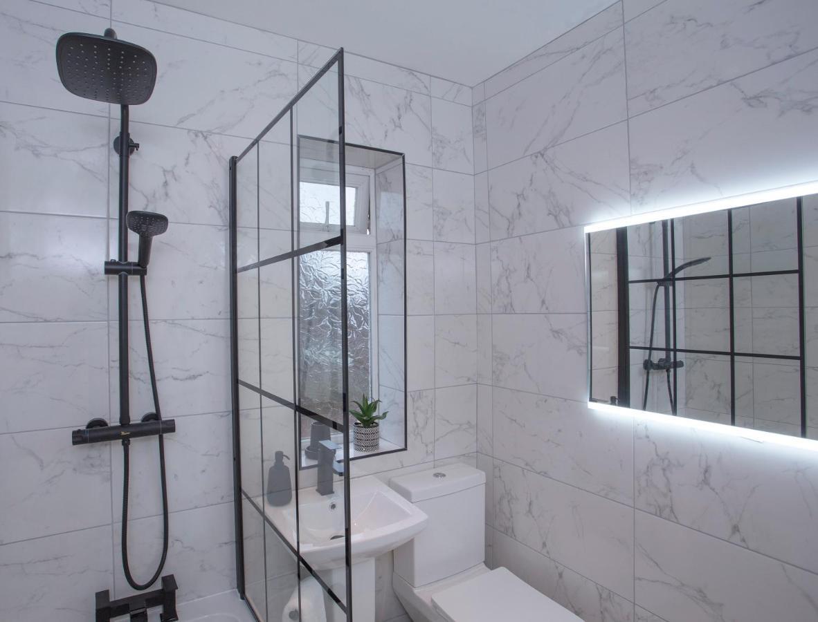 The Belfast Boutique Central Cozy Sleeps7 (Adults Only) Экстерьер фото